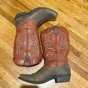 Coconuts Gaucho Grey/ Red western boots.